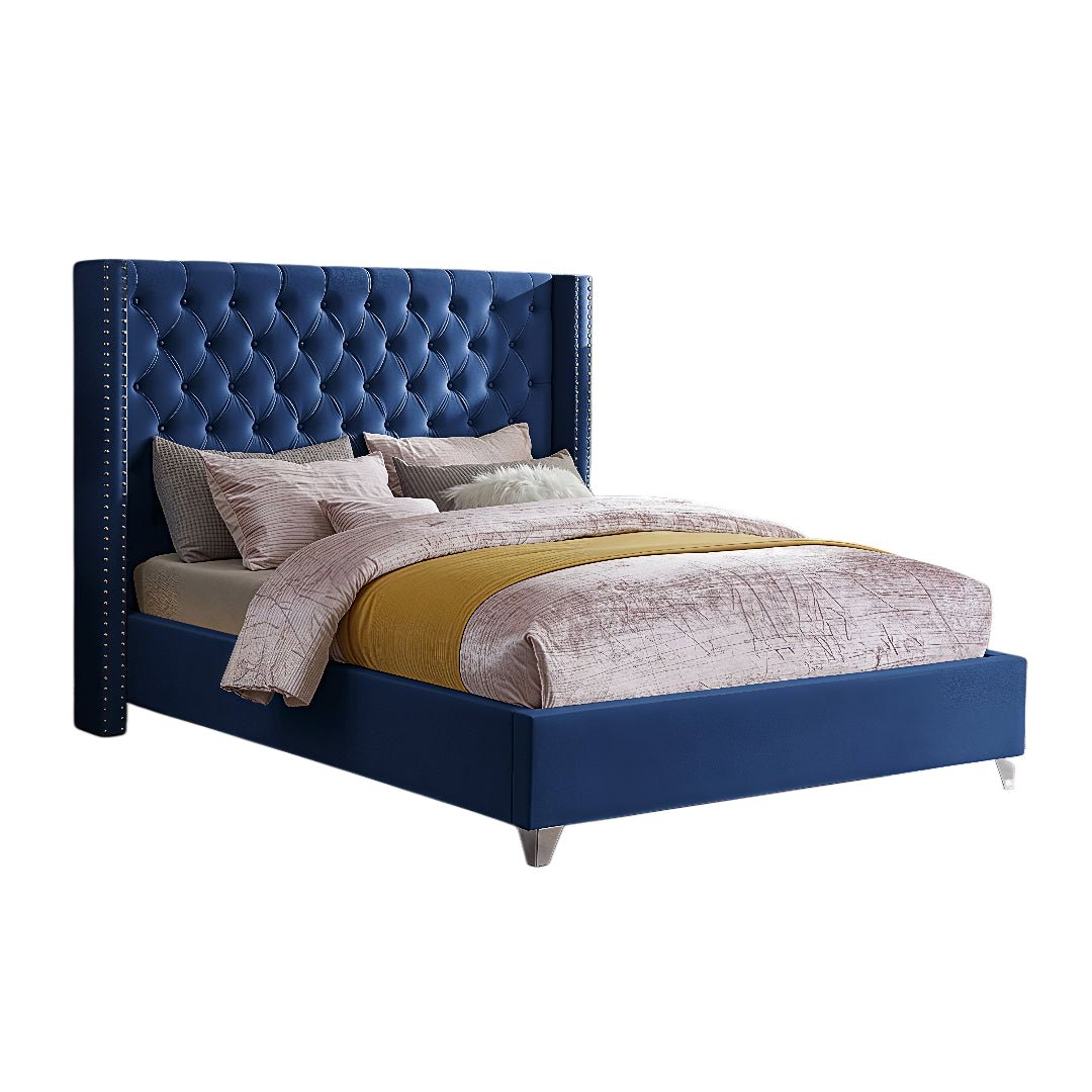 CAVANELLE ROYALE™ – LUXURY TUFTED PLATFORM BED – T2380